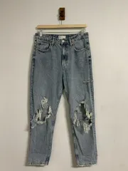 30 ザラ ダメージジーンズ