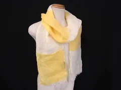■美品■ HUGO BOSS ヒューゴボス フリンジ ストール ショール 防寒具 メンズ イエロー系×アイボリー系 DM2569のサムネイル