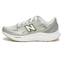 未使用 New Balance ニューバランス 25cm WARISTA4 Fresh Foam ウィメンズ レディース ランニングシューズ シルバー  18001804
