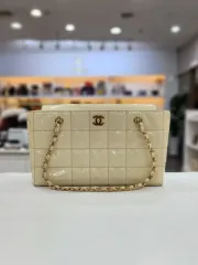 シャネル チョコバー ゴールド金具 ショルダーバッグ 7番台