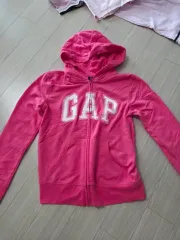 GAP ギャップ ピンク色 フードジップアップ 140 新品