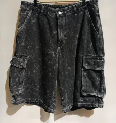 ZARA(ザラ) エッシド ウォッシュド デニム カーゴ バミューダ ショートパンツ 黒 34