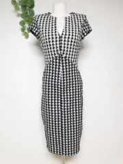 ZARA(ザラ) Vネック ロング丈ワンピース 66 ブラックホワイト M