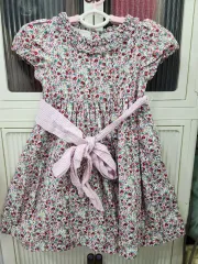 ポロシャツ着用のドレス