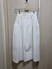 シャカシャカ素材 白 ポケット ロング スカート