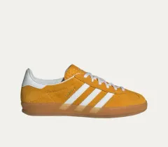 adidas(アディダス) ガゼル インドア オレンジ フィル クラウド 白