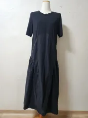 COS ロング丈ワンピース