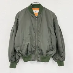 古着 used　SLY　スライ　MA-1　ボンバージャケット　中綿入り　カーキ　フリーサイズ