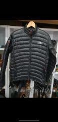 THE NORTH FACE ザノースフェイス 軽量ダウン M