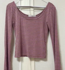 キャンディー Uネック ストライプ Tシャツ