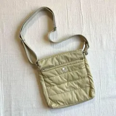 00s　archive　アーカイブ　old Courrèges sport future　クレージュ　スポーツフューチャー　ナイロンパデッド調　パファー　ショルダーバッグ　ワンポイントロゴ　ベージュ　Y2K　平成ギャル　K-POP　shoulder bag