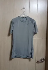 レディース NIKE トレーナー 機能性 半袖Tシャツ (XL)