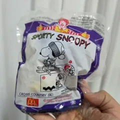 キャラクター マクドナルド ハッピーセット グッズ ヴィンテージ トイ フィギュア ピーナッツ SNOOPY スキー