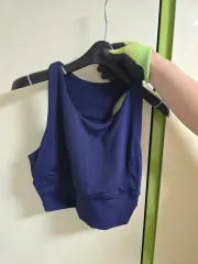 アティラタ レディース スポーツ クロップドトップス