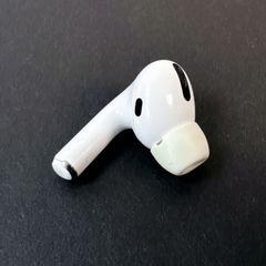 Apple 純正 AirPodsPro 第2世代 USB-C 左耳のみ - メルカリ