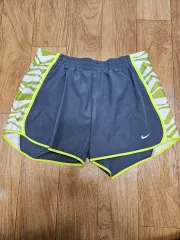 NIKE(ナイキ) スポーツショートパンツ