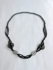 【za01】ビーズネックレス 大粒 ビーズ プラスチック 長め ロング 飾り ファッション モノトーン 金属不使用 軽い