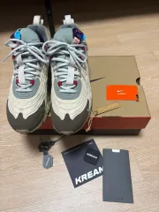 270 NIKE トラヴィススコット エアマックス 270