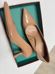 (新品) ZARA ザラ ベージュ パンプス ヒール 37サイズ