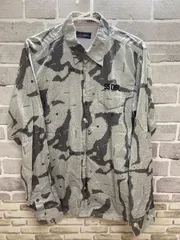 A【A35-87】◇55DSL       サイズＭ　　シャツ　　グレー系のサムネイル