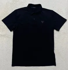 GUESS(ゲス) カラー Tシャツ