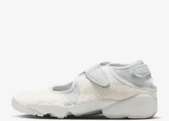 NIKE(ナイキ) エア リフト