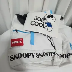 ピーナッツ SNOOPY 犬 ぬいぐるみ マスコット キャラクター 日本 グッズ バッグ バックパック