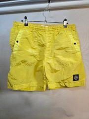 STONE ISLAND ストーンアイランド 옐ロー ハーフパンツ (正規品)