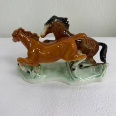 ヴィンテージ　馬の置物