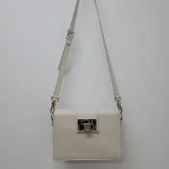 ヴィヴィアン・ウエストウッド バッグ