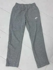 ナイキ スリムフィット トレーニングパンツ