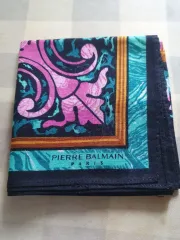 ピエール BALMAIN(バルマン) ハンカチ