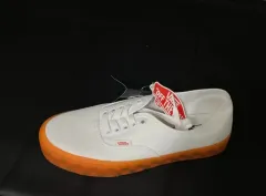 VANS(バンズ) オーセンティック