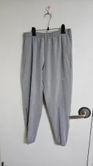 ナイキ エッセンシャル ウーブンランニングパンツ 731