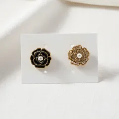 ❤︎24時間以内発送/全品2,000円以下❤︎【上品＆高見えイヤリング】black rose　パール　淡水パール　花　フラワー　バラ　高級　結婚式　パーティー　通勤　シンプル　韓国　ブラック　ゴールド　キラキラ　セレモニー　痛くない