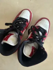 エアジョーダン 1 ミッド キッズ