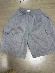 ZARA(ザラ) カーゴハーフパンツ 出品