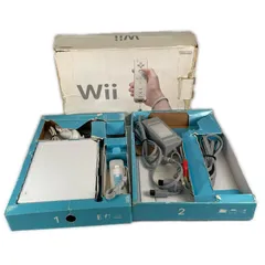 Nintendo Wii箱ありNintendo 任天堂 ゲームハード【中古】【送料無料】のサムネイル