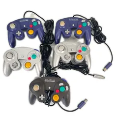 Nintendo ゲームキューブ　コントローラー　5個セットNintendo 任天堂 ゲーム周辺機器【中古】【送料無料】のサムネイル