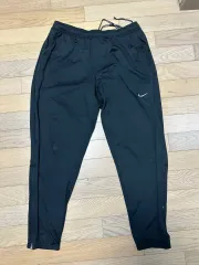 Nike(ナイキ） トレーナー パンツ