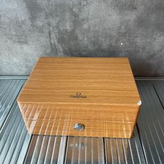 OMEGA 時計ケース 木製 - メルカリ