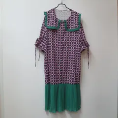 セーラーカラー スリーブリボン 柄がかわいい ロング丈ワンピース