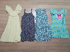 女の子ONE PIECE 120サイズ