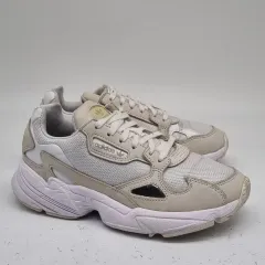 アディダス ファルコン スニーカー 220