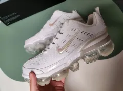 NIKE(ナイキ) エア ヴェイパーマックス 360 オールホワイト 235 サイズ