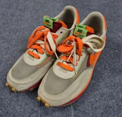 ナイキxサカイxクロット LDワッフル オレンジ スニーカー (在庫処分)