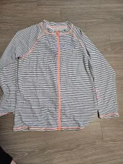 ELLE ストライプ ジップアップ ラッシュガード トップス 未使用