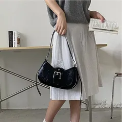 【新生活応援セール中】ショルダーバッグ ブラック レザー調 ワンショルダー ミニバッグ レディース 韓国風 在庫残りわずか