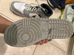 グレー ミッドナイト エア ジョーダン