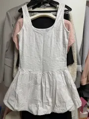 着用画像O) ザラ エンブロイダリー バルーンフィット ONE PIECE L